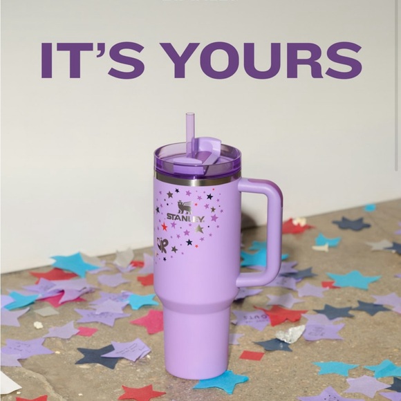 Olivia Rodrigo Stanley Cup - Picture 1 of 4